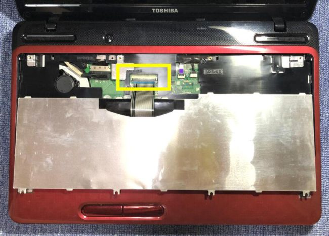 PC/タブレット ノートPC 故障したキーボードの交換「東芝 dynabook T451/46ER」パソコン修理 